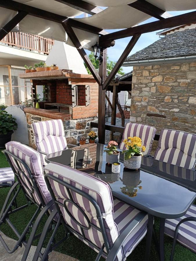 Venus Guesthouse Портария Экстерьер фото